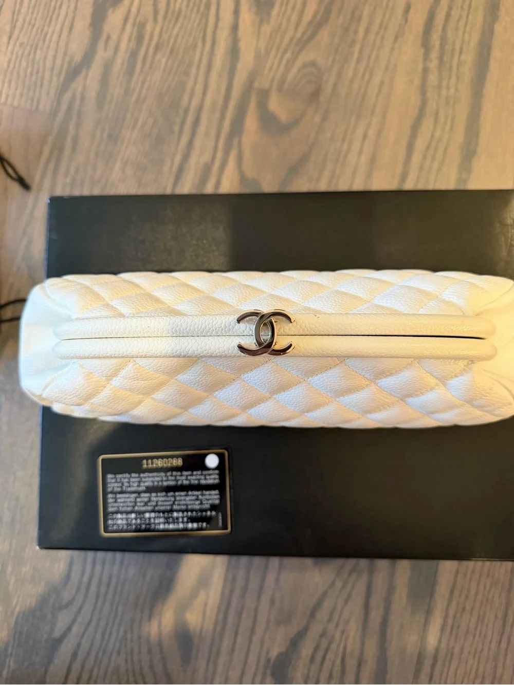 CHANEL elegant quilted